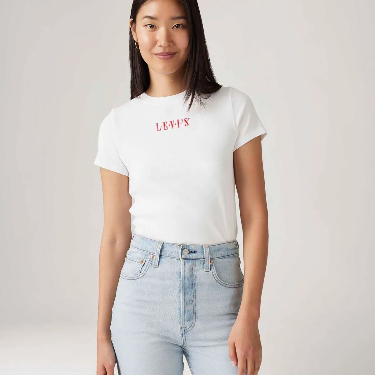 Camiseta Levi's® Essential Branca Manga Curta - Imagem 3