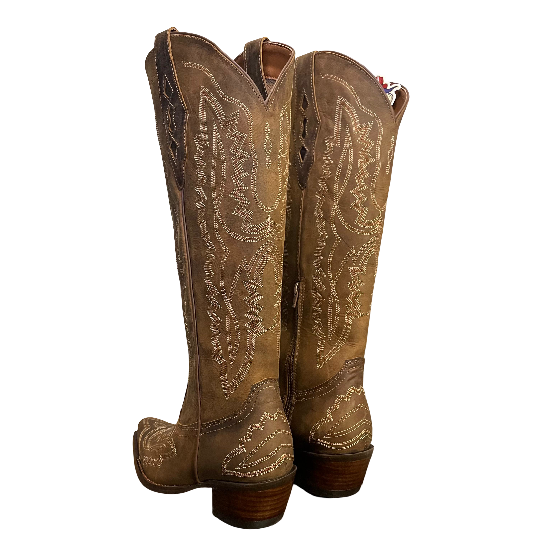 Bota Newest Bico Fino Couro - Imagem 2